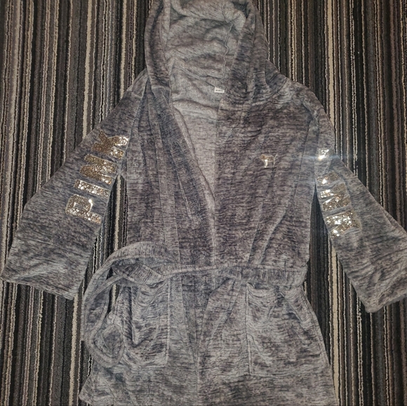 PINK Fleece Bling Robe - Picture 1 of 5